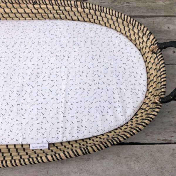 Hoeslaken verschoonmand wit met mini stippen