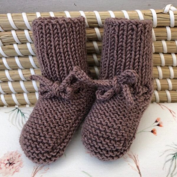 Gebreide Babyslofjes Kort Donkerbeige Merino Wol