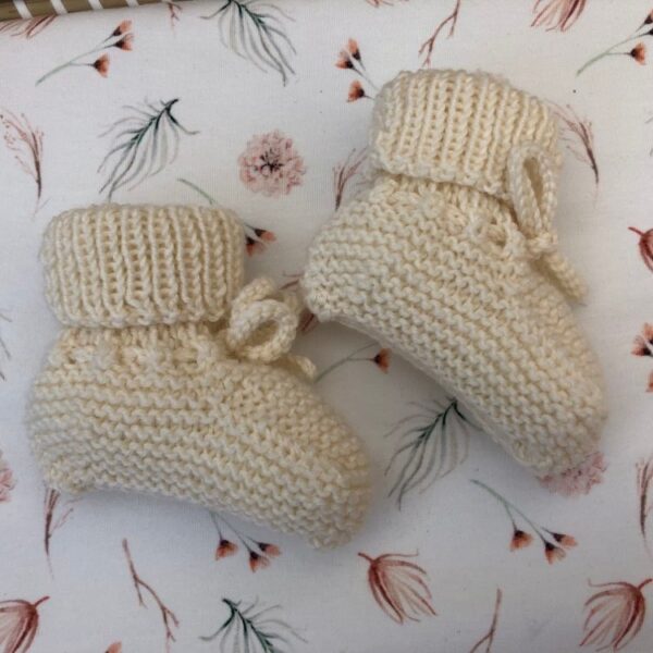 Gebreide Babyslofjes Met Omslag Off White Merino Wol - Afbeelding 2