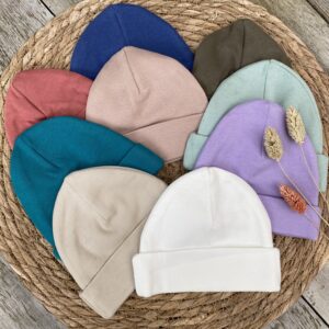 Verschillende kleuren babymutsjes