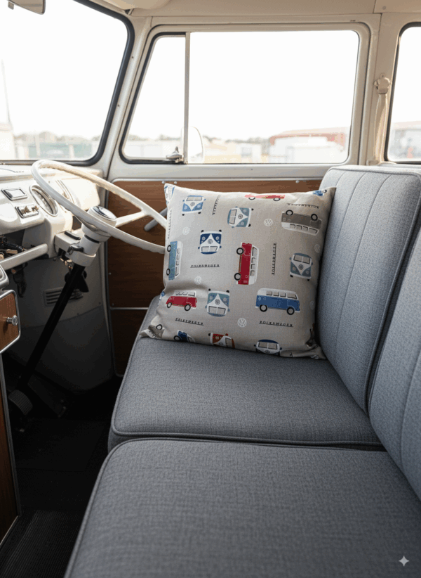 Kussen VW busje - in de bus