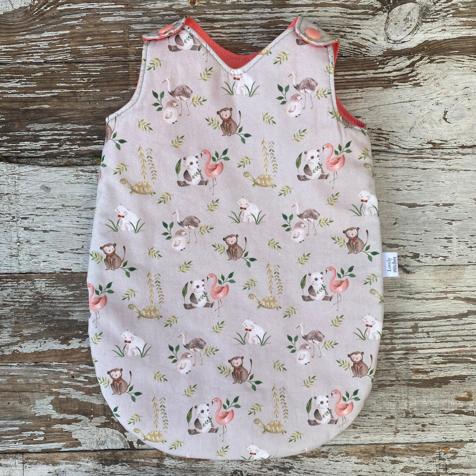 Poppenkleertjes slaapzak jungle dieren detail