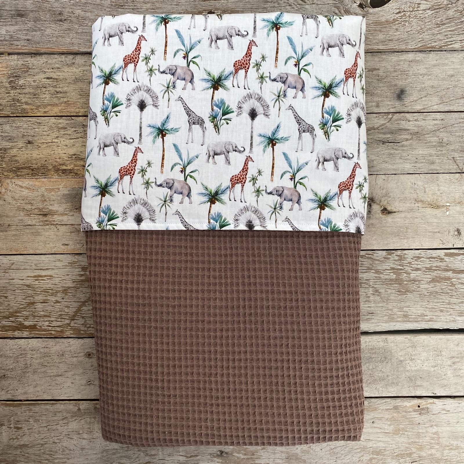 Babydeken Jungle dieren Taupe Wafelstof - Vooraanzicht