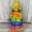 Poppenkleertjes regenboog jasje 43 cm geel oranje blauw paars groen - detail